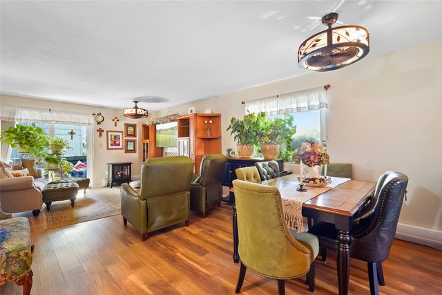 1300 Iris Street 101, Los Alamos, NM 87544