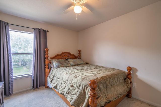 17718 Barker Bluff Lane, Cypress, TX 77433