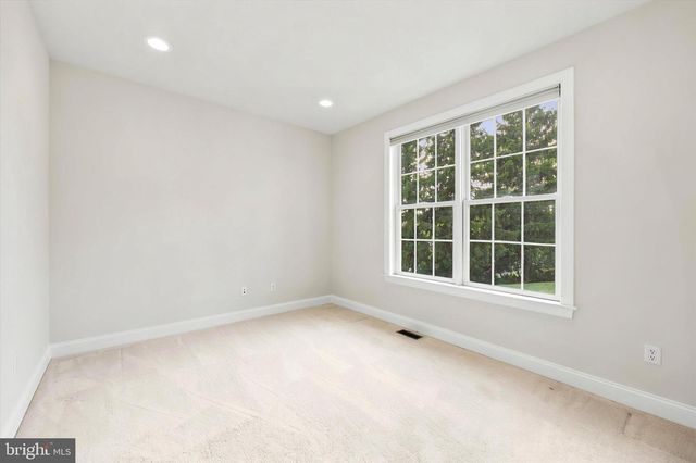1008 PLYMOUTH RD, Plymouth Meeting, PA 19462