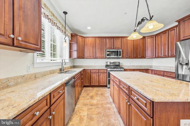 1008 PLYMOUTH RD, Plymouth Meeting, PA 19462
