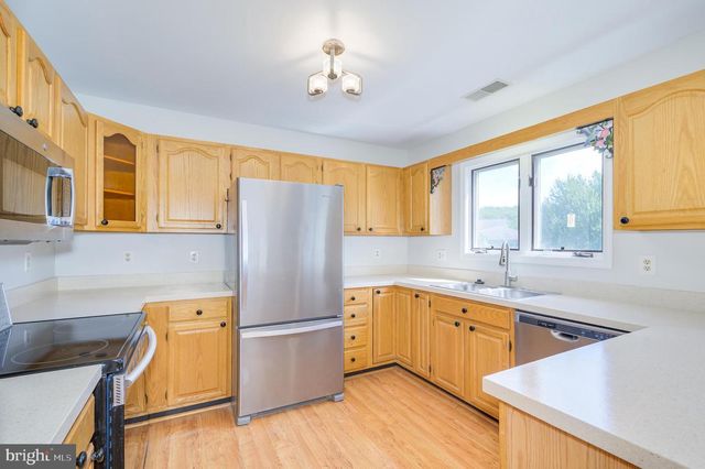 125 ARROWHEAD RDG, Hedgesville, WV 25427