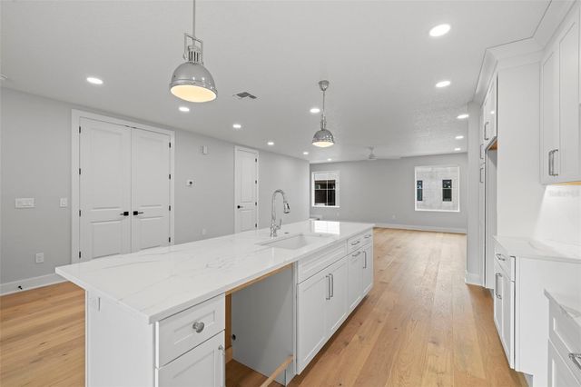 4208 W CARMEN STREET B, Tampa, FL 33609