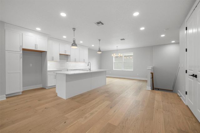 4208 W CARMEN STREET B, Tampa, FL 33609