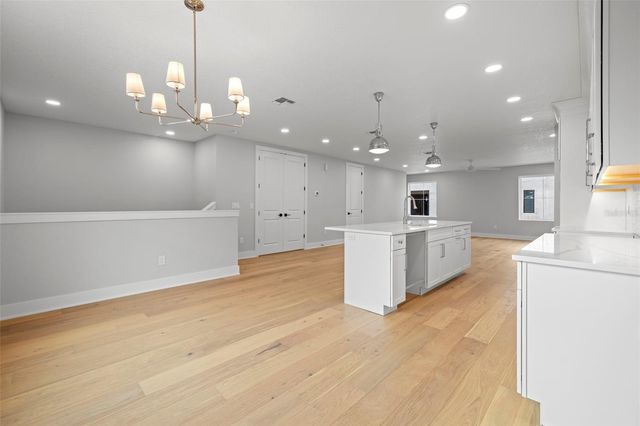 4208 W CARMEN STREET B, Tampa, FL 33609