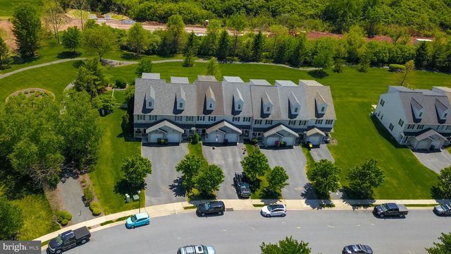 37 GROUSE DR, Denver, PA 17517