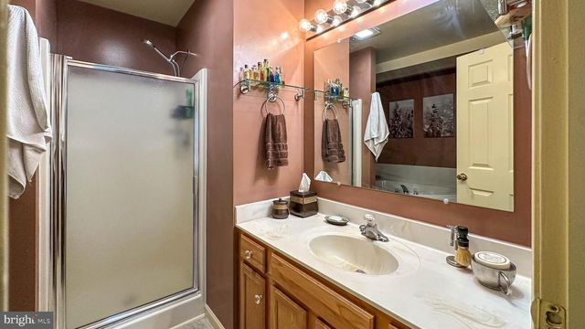 37 GROUSE DR, Denver, PA 17517
