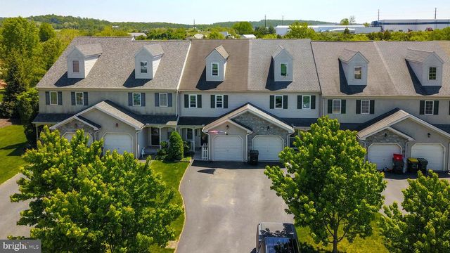 37 GROUSE DR, Denver, PA 17517