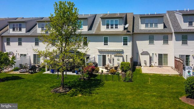 37 GROUSE DR, Denver, PA 17517