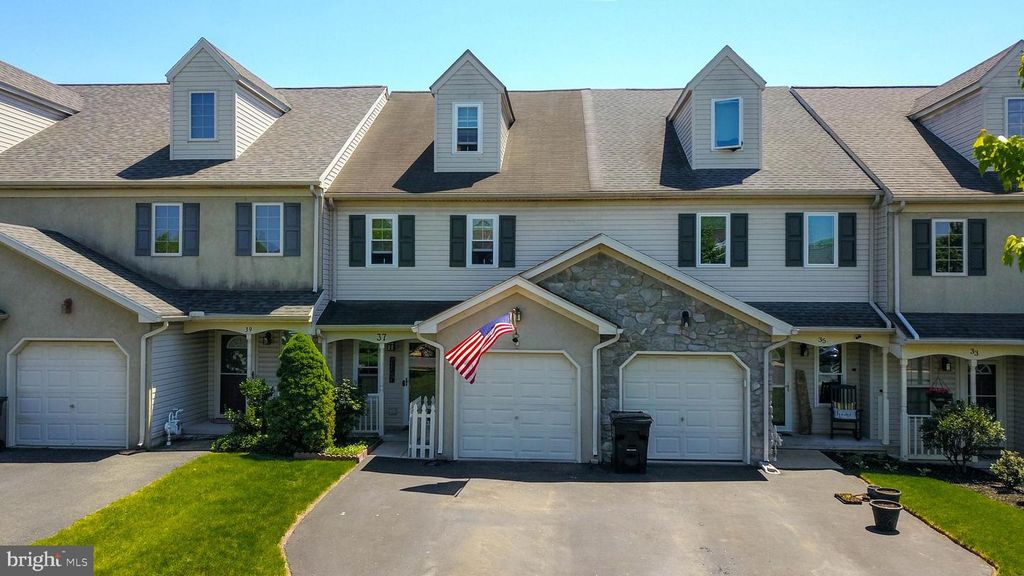 37 GROUSE DR, Denver, PA 17517