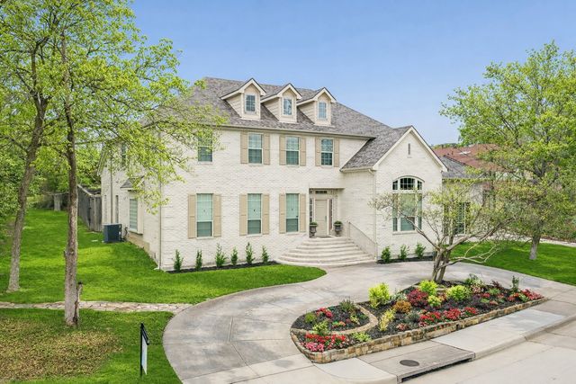 8904 Meadowknoll Drive, Dallas, TX 75243