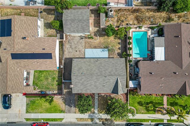1331 E Banyan, Anaheim, CA 92805