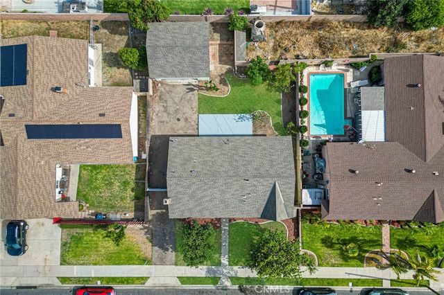 1331 E Banyan, Anaheim, CA 92805