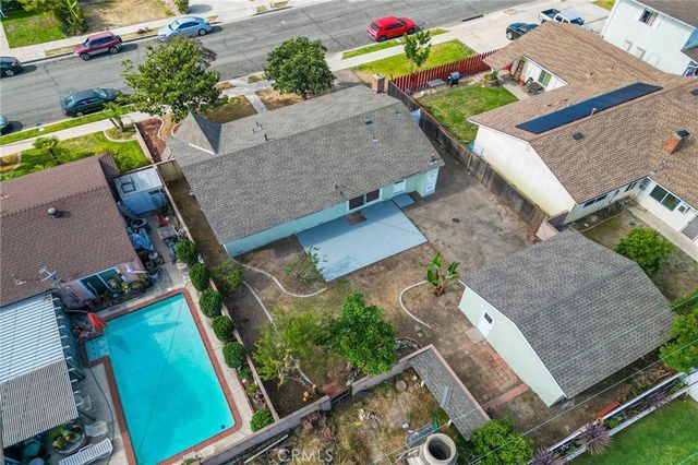 1331 E Banyan, Anaheim, CA 92805