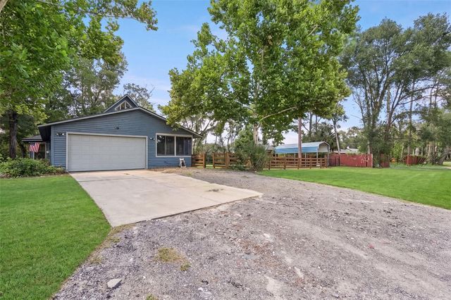 25911 ABERDOVEY AVENUE, Sorrento, FL 32776