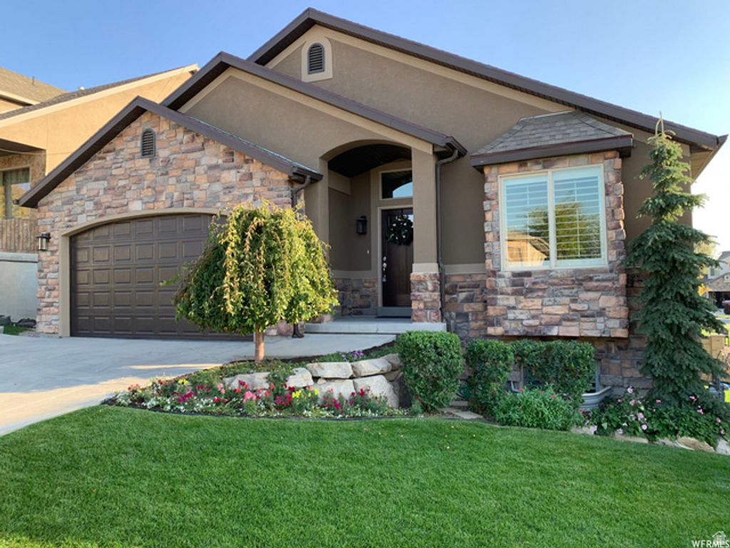 513 W ASPEN PEAK DR, South Jordan, UT 84095