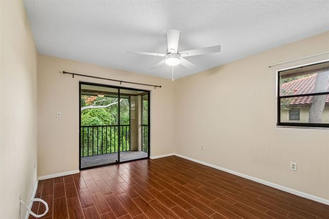 2814 HAMMOCK COURT 2814, Clearwater, FL 33761