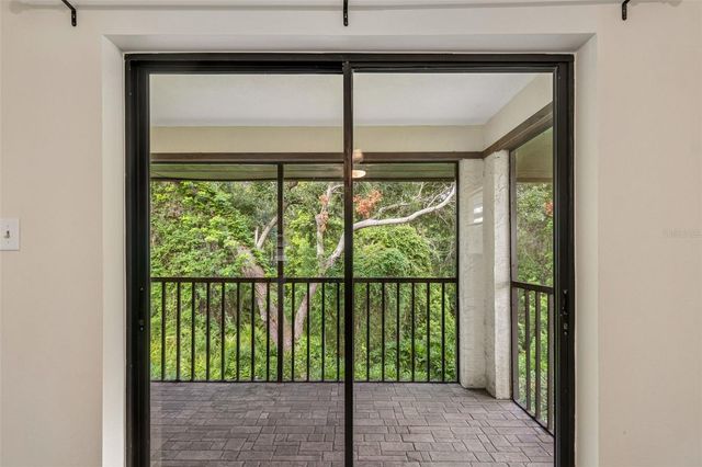 2814 HAMMOCK COURT 2814, Clearwater, FL 33761