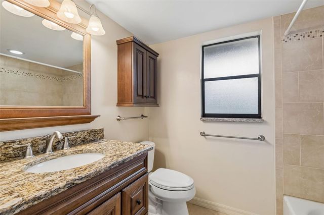 2814 HAMMOCK COURT 2814, Clearwater, FL 33761