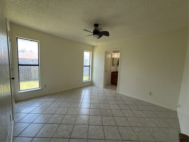 2701 Stanford Street A, Rowlett, TX 75088