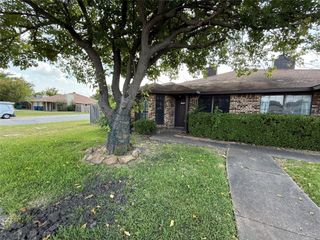 2701 Stanford Street A, Rowlett, TX 75088
