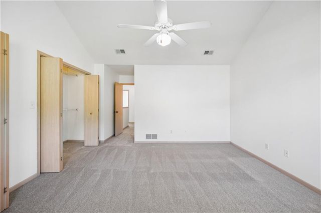 5542 NW Moonlight Meadow Drive, Lee's Summit, MO 64064