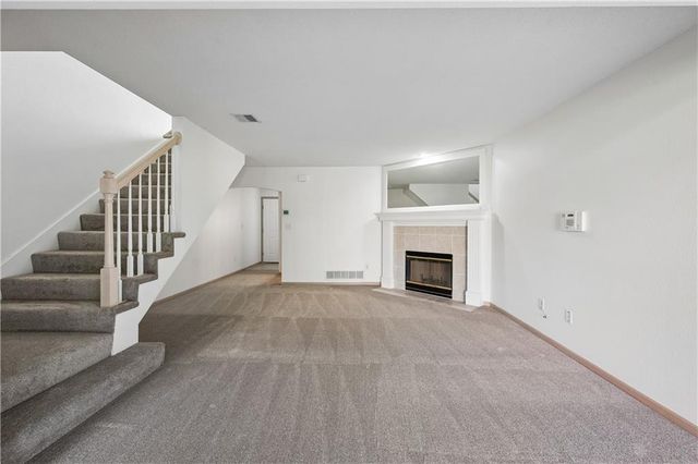 5542 NW Moonlight Meadow Drive, Lee's Summit, MO 64064