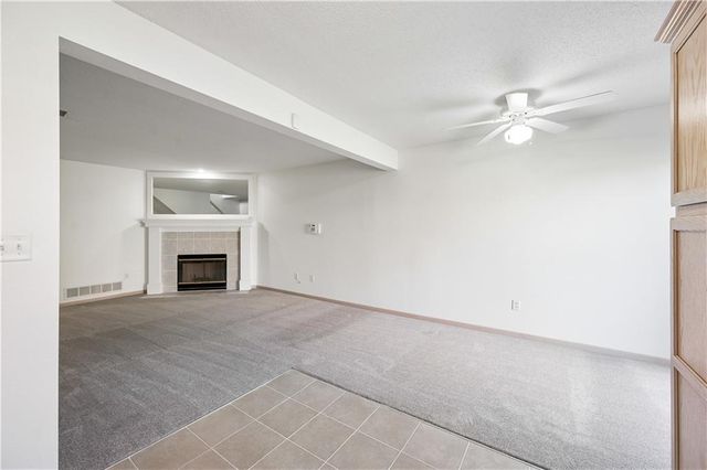 5542 NW Moonlight Meadow Drive, Lee's Summit, MO 64064