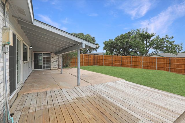 3107 Windsor Road, Carrollton, TX 75007