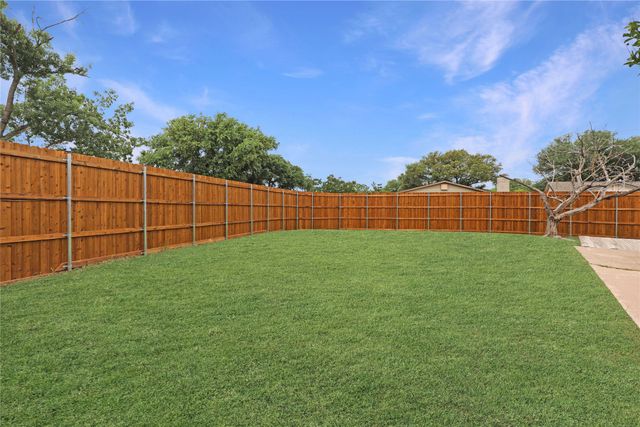 3107 Windsor Road, Carrollton, TX 75007