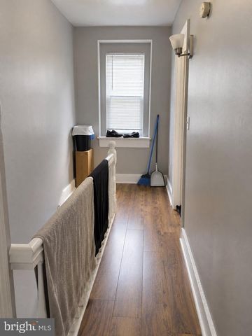 34 W END AVE, Trenton, NJ 08618