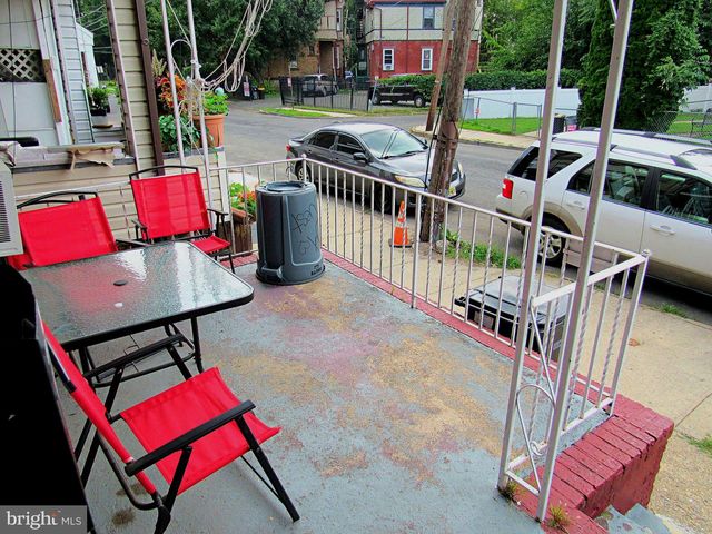 34 W END AVE, Trenton, NJ 08618