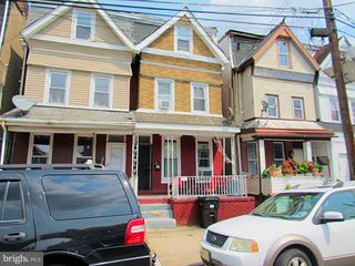 34 W END AVE, Trenton, NJ 08618
