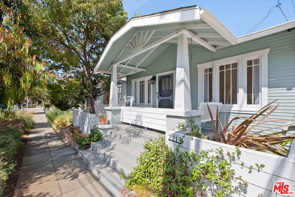 2213 Arizona Avenue, Santa Monica, CA 90404 — exterior