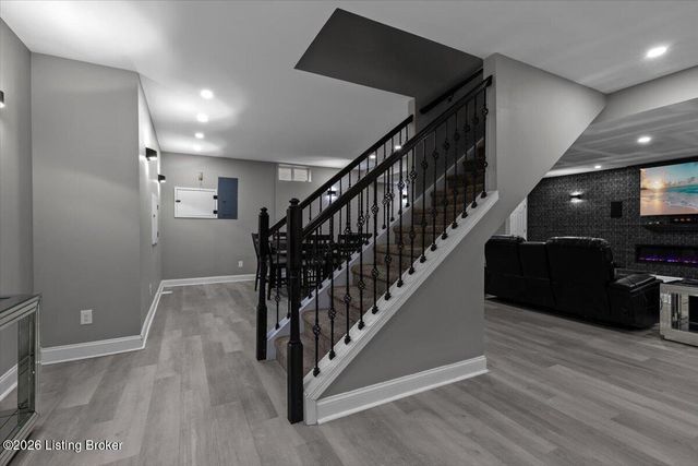 2108 Cherry Creek Rd, La Grange, KY 40031