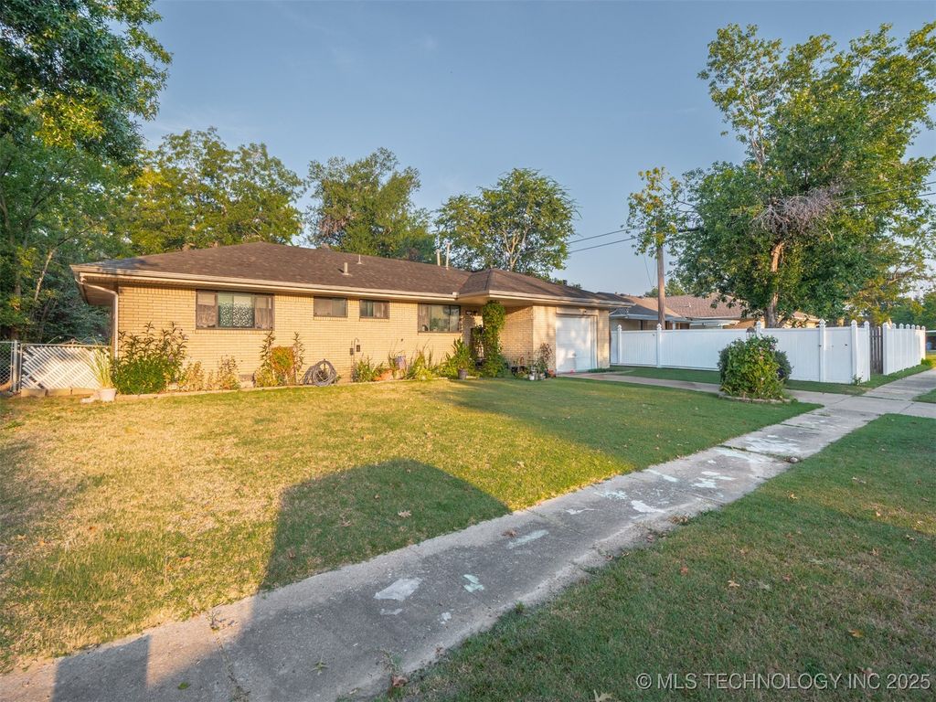 1705 Virginia Drive, Mcalester, OK 74501