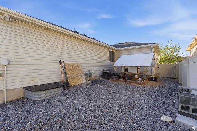 1830 E CEDAR TRAILS WAY, Eagle Mountain, UT 84005