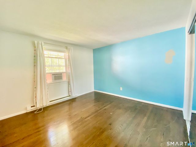 24 College Street 6, Clinton, CT 06413