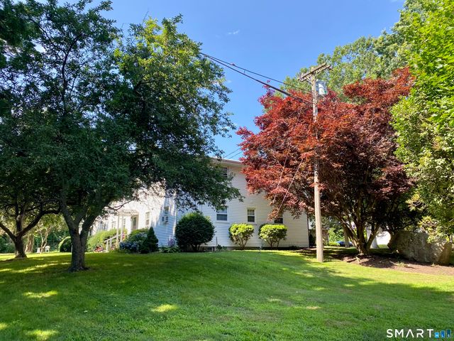 24 College Street 6, Clinton, CT 06413