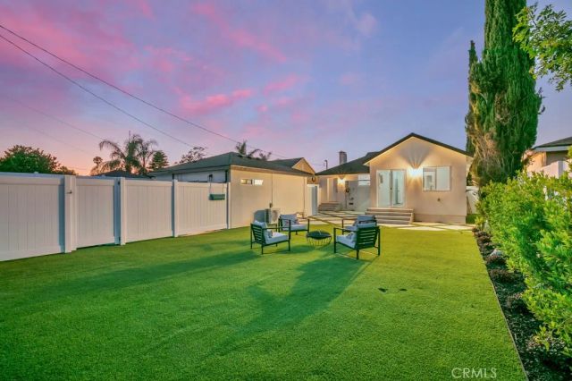 11912 Elkwood Street, North Hollywood, CA 91605