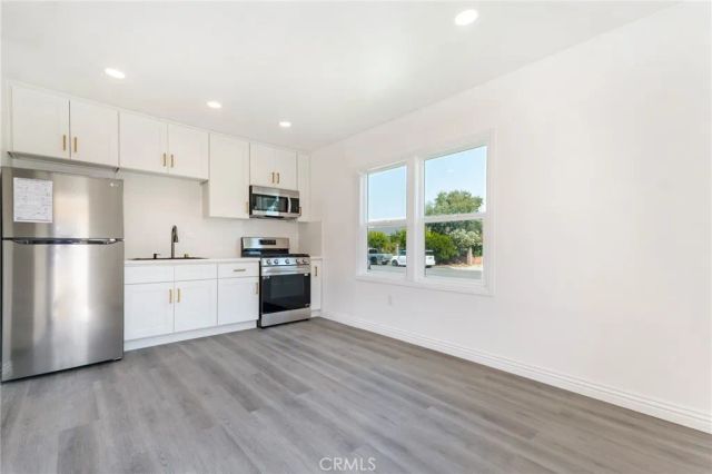 11912 Elkwood Street, North Hollywood, CA 91605