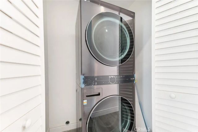 11912 Elkwood Street, North Hollywood, CA 91605