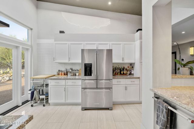 6640 N Camino Padre Isidoro, Tucson, AZ 85718