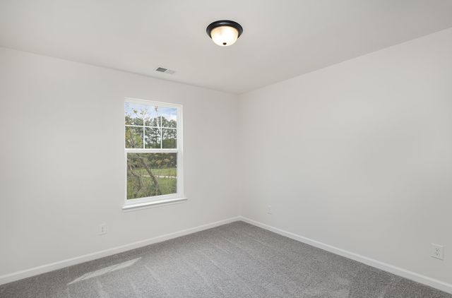 219 Hannah Lee Hill Rd, La Vergne, TN 37086