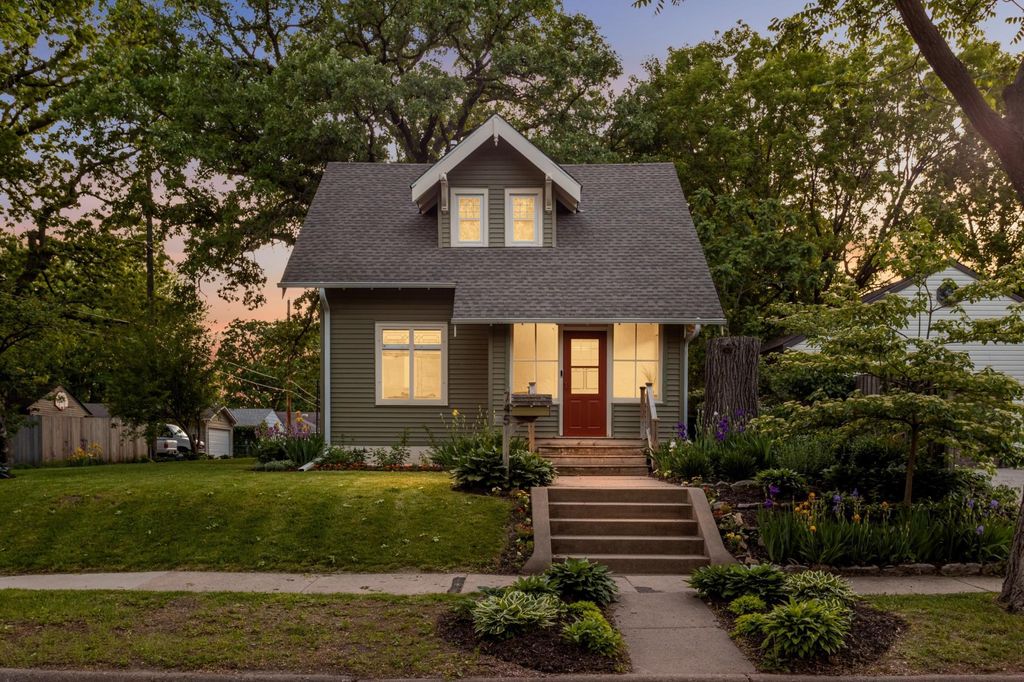 745 Aldine Street, Saint Paul, MN 55104