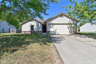 2644 Branigan Creek Boulevard, Franklin, IN 46131
