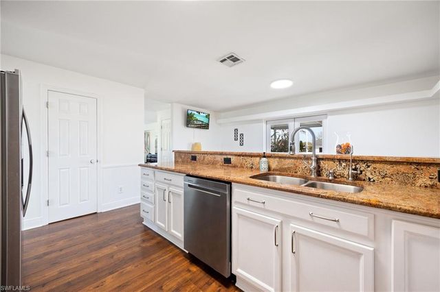 14051 Campus ST, Fort Myers, FL 33905