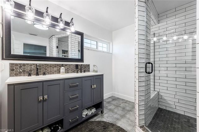 14051 Campus ST, Fort Myers, FL 33905