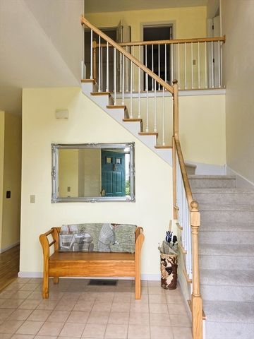 41 Juniperwood Dr, Haverhill, MA 01832