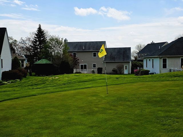 41 Juniperwood Dr, Haverhill, MA 01832