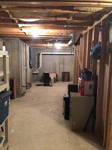 41 Juniperwood Dr, Haverhill, MA 01832